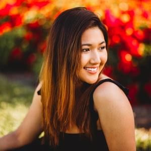 Meet your Posher, Amina